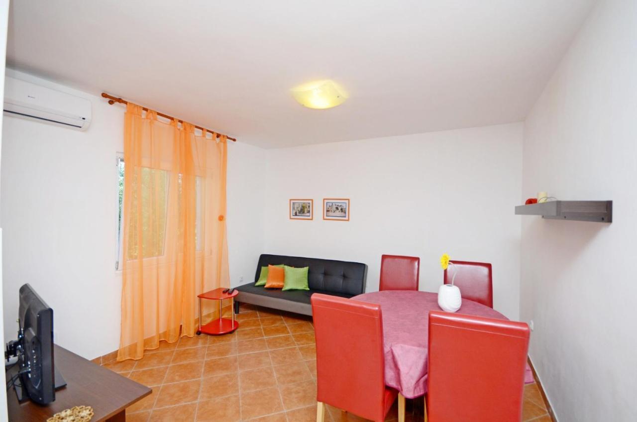 Apartments Jadranka Rogoznica  Εξωτερικό φωτογραφία